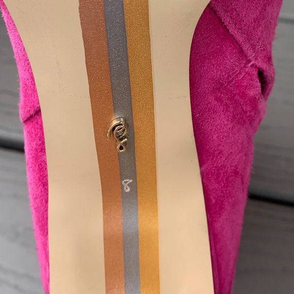 Sam Edelman Irie Suede Booties - Picture 14 of 14